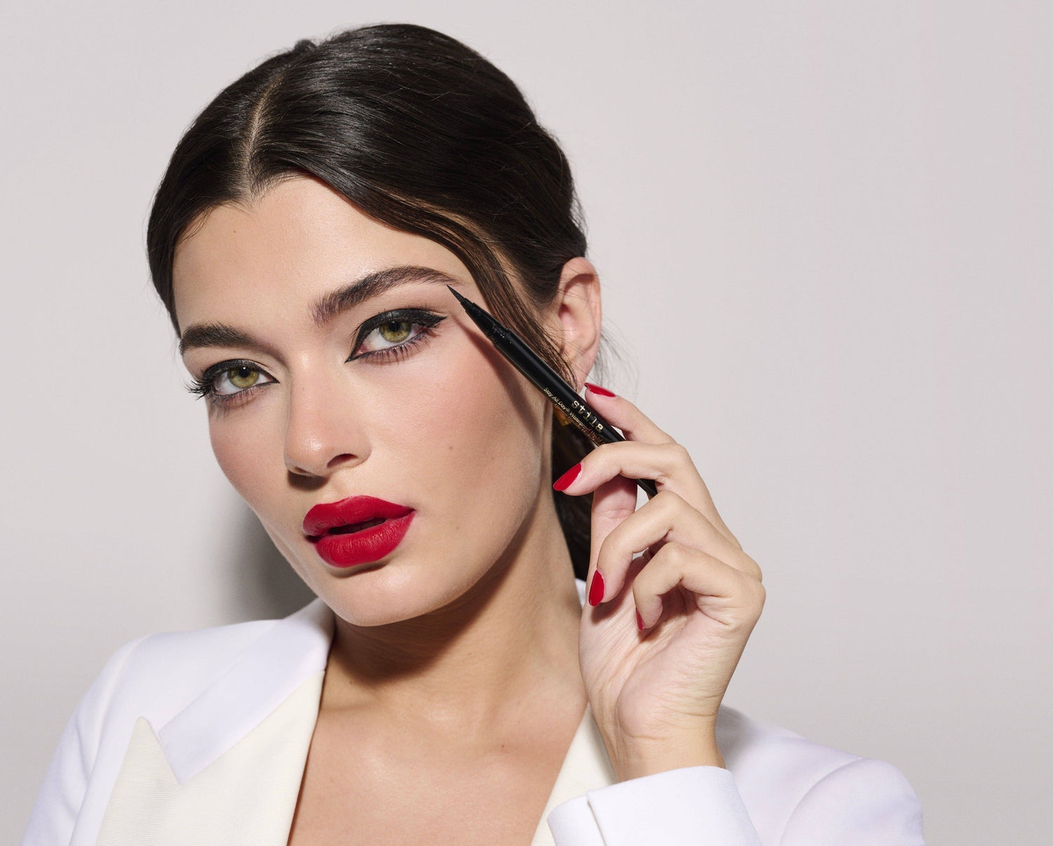 The Eyeliner That Won’t Budge: Why Stila Stay All Day® Waterproof Liquid Eye Liner Is a Makeup Bag Essential