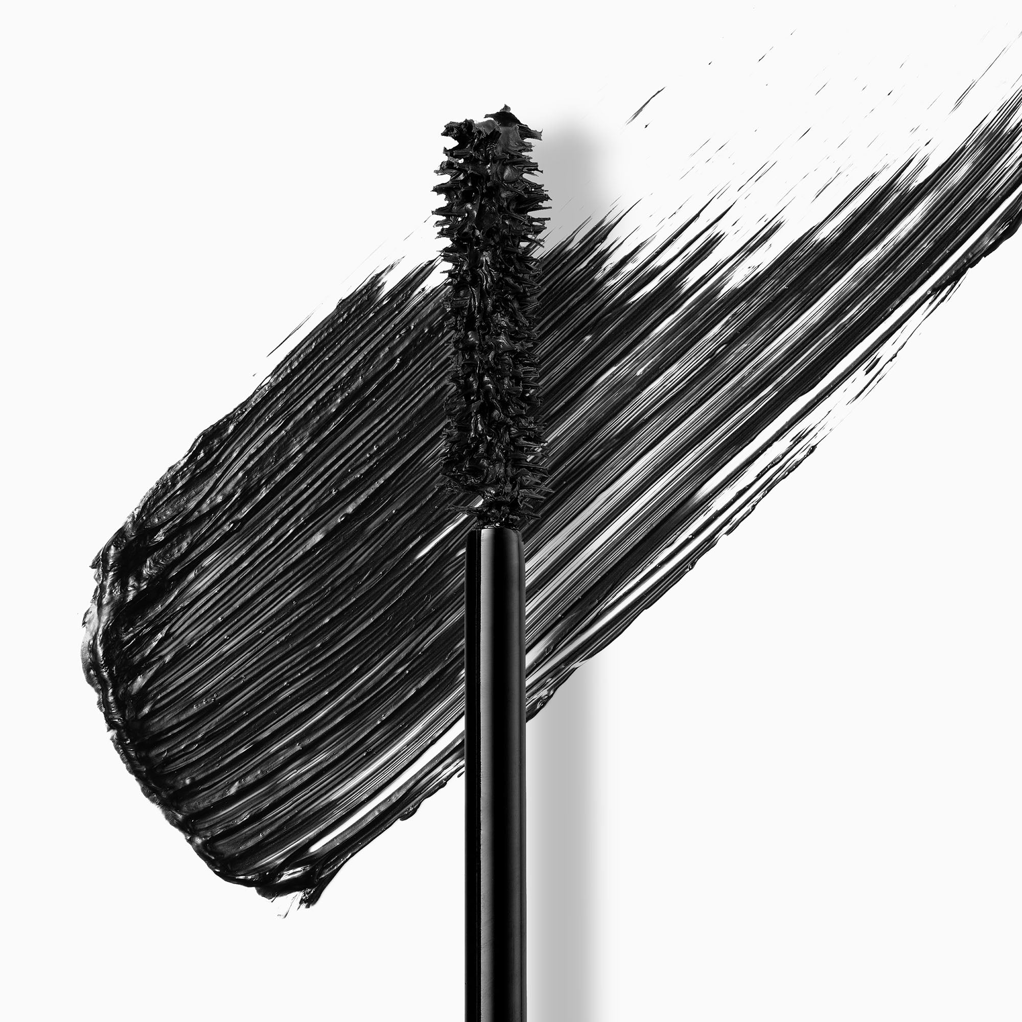 Huge™ Extreme Lash Mascara - Intense Black